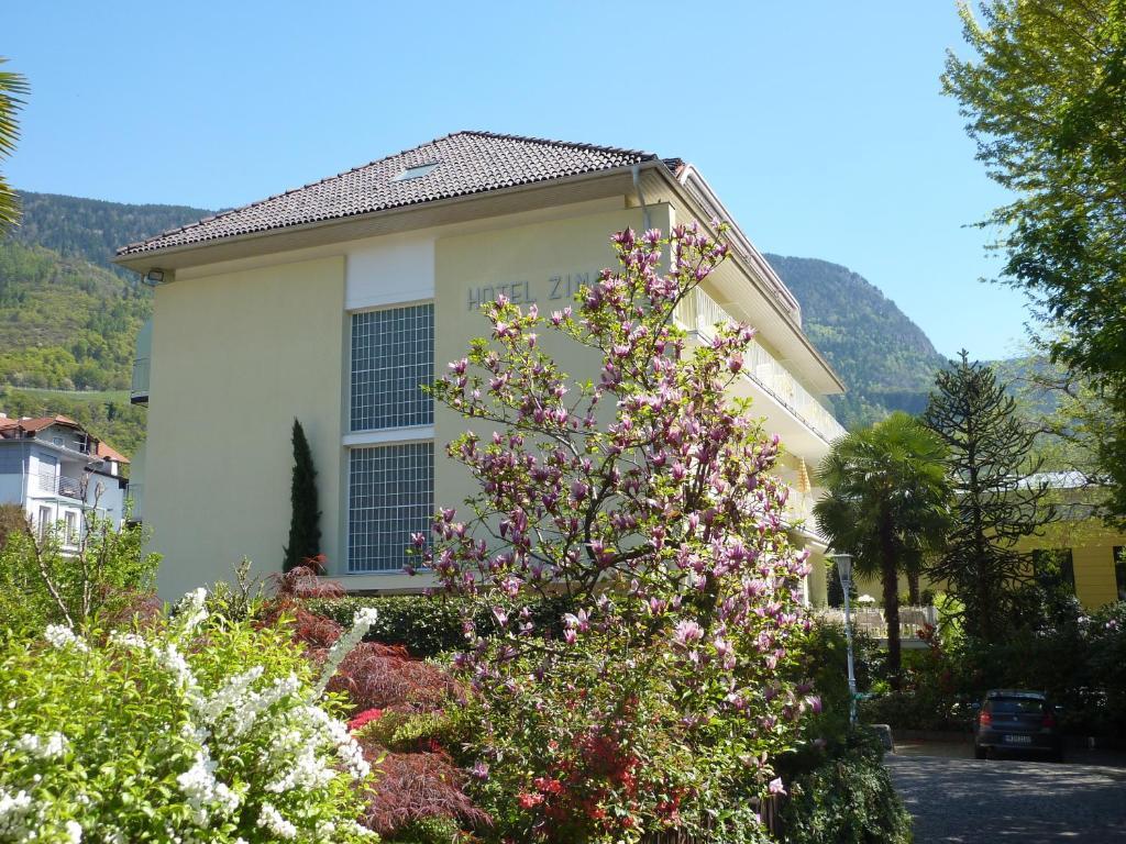 Hotel Zima Merano Kültér fotó